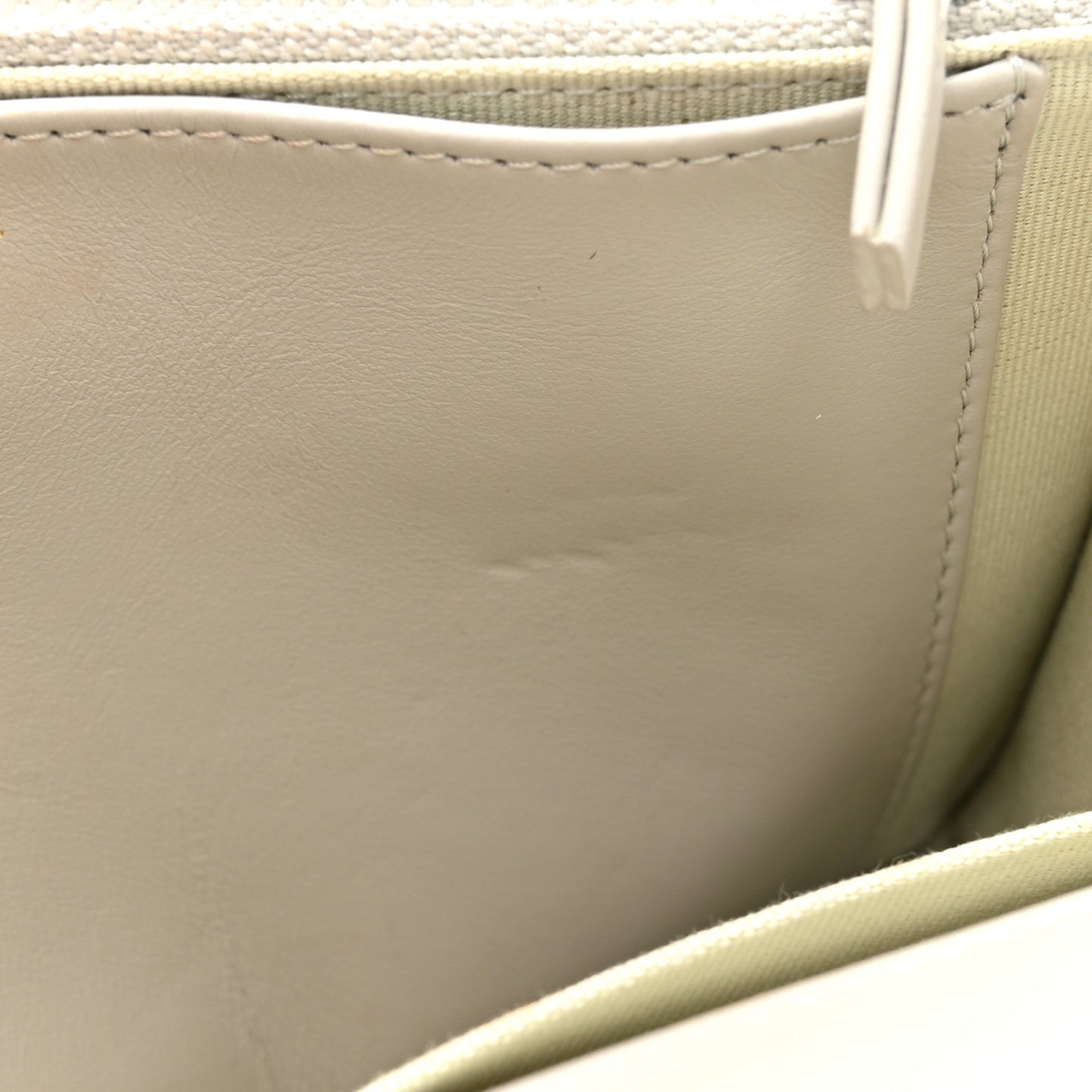 Caviar Quilted Boy Wallet On Chain WOC Grey