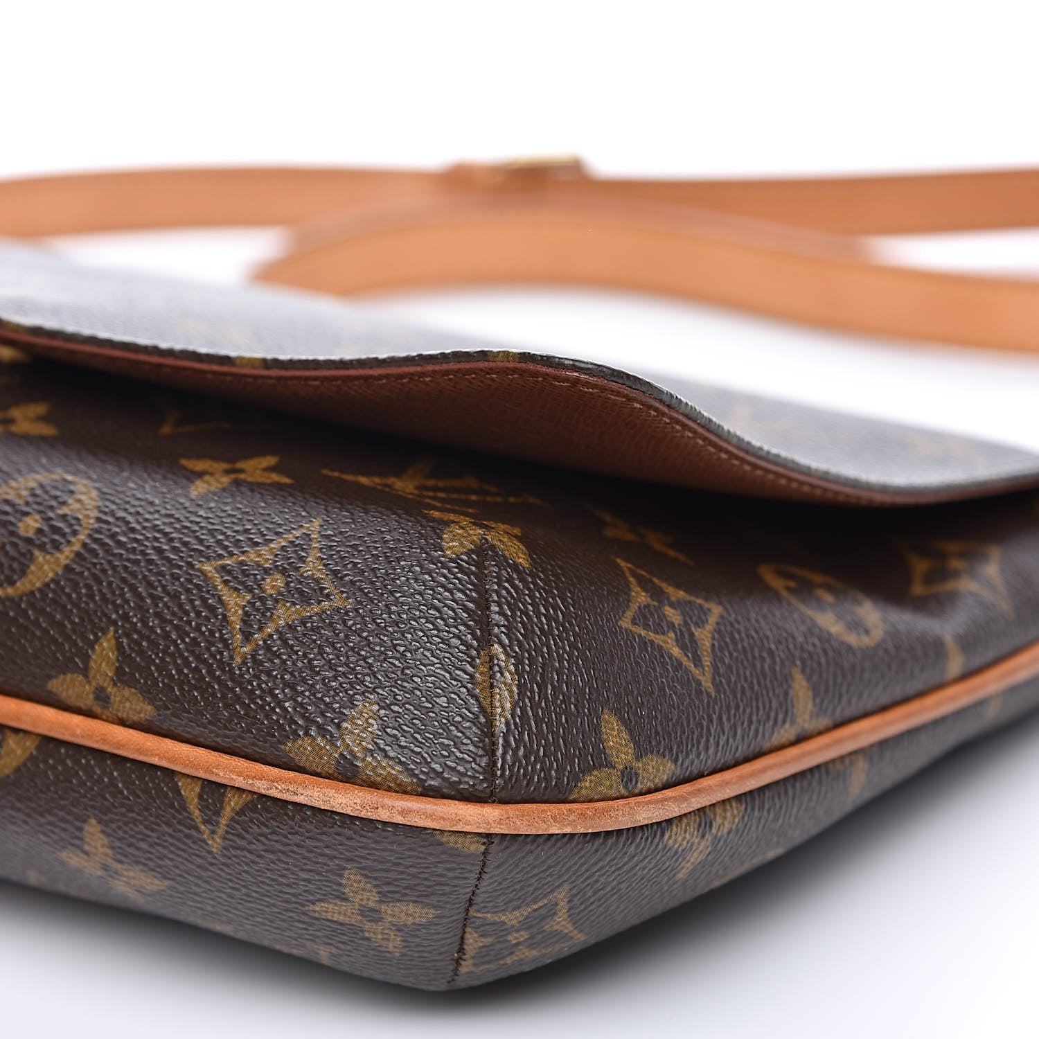 Louis Vuitton Monogram Musette Tango Long Strap 8 of 10