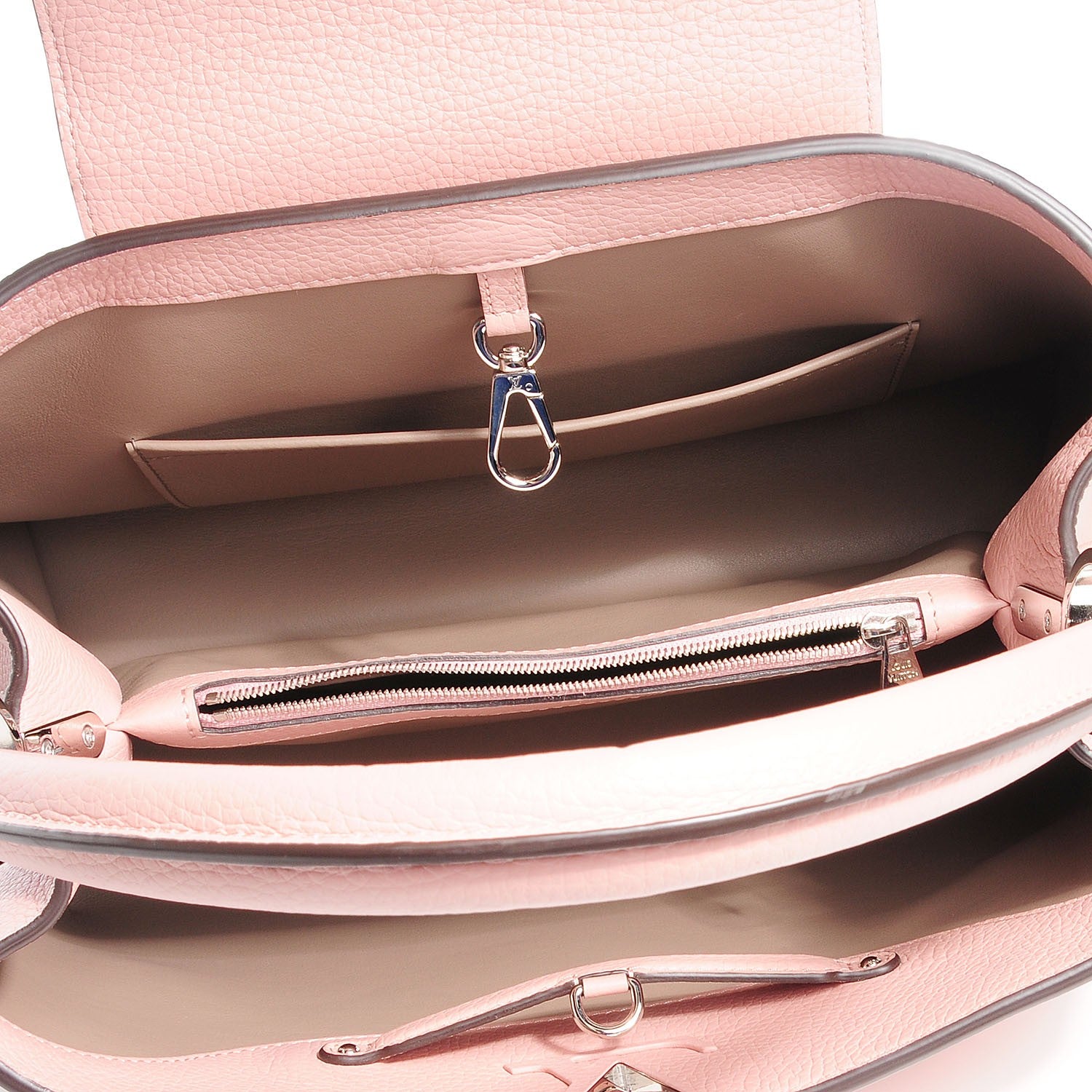 Louis Vuitton Taurillon Capucines MM Magnolia 6 of 7