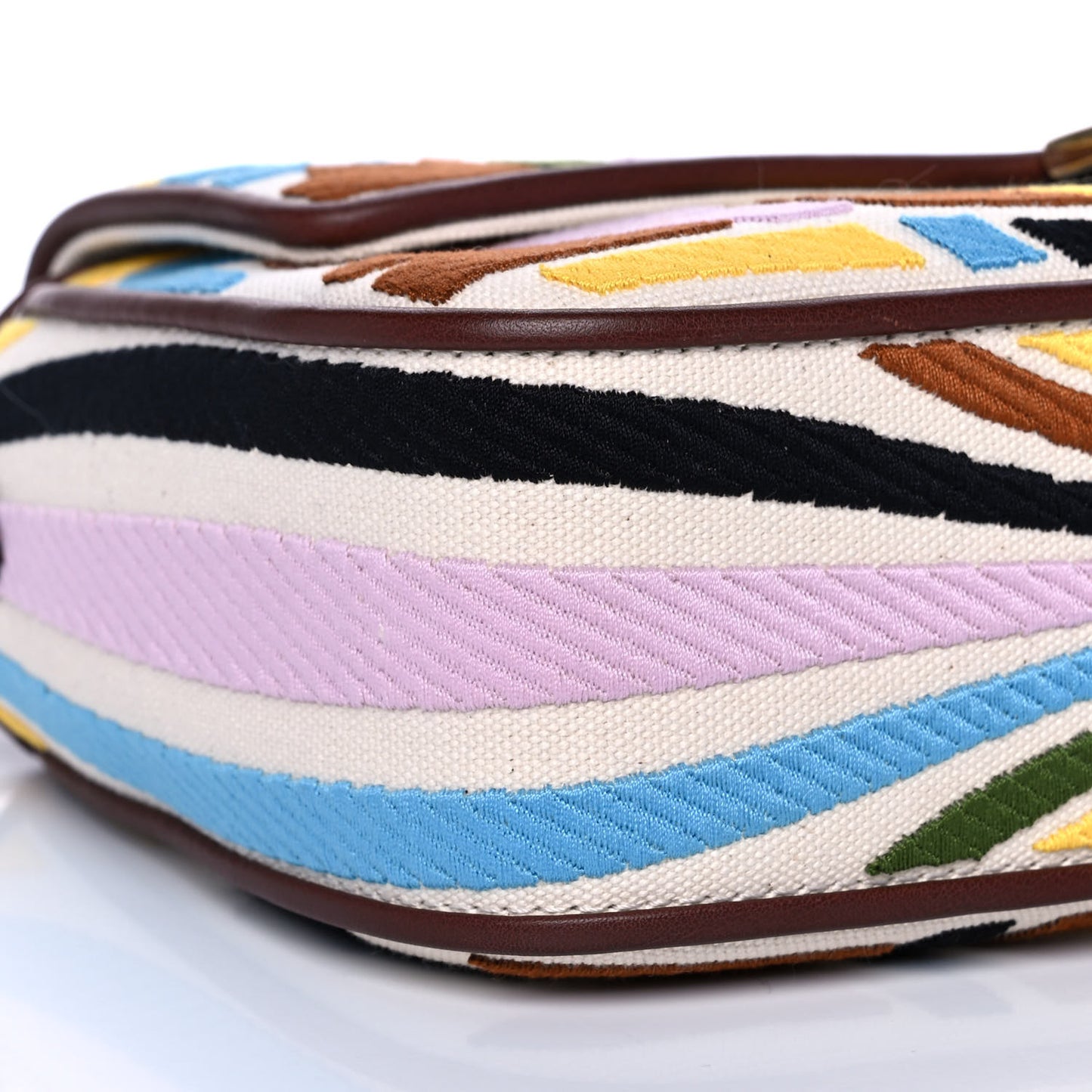 X SARA COLEMAN Canvas Vitello King Seta FF Fish Eye Embroidered Baguette Grezzo Multicolor Ghianda
