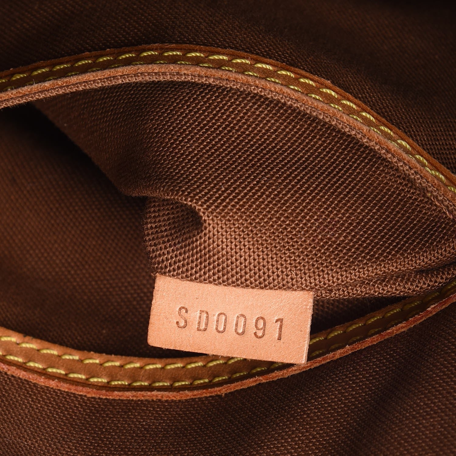 Louis Vuitton Monogram Alma PM 5 of 24