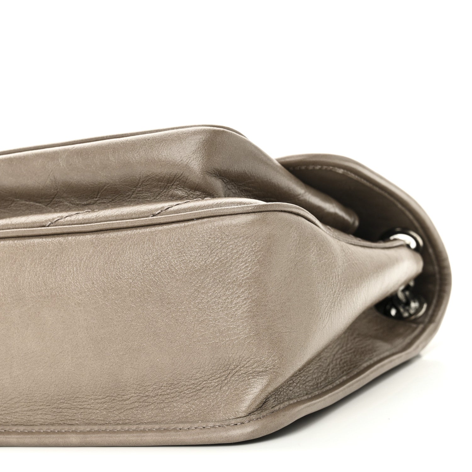 Saint Laurent Crinkled Calfskin Matelasse Monogram Medium Niki Chain Satchel Greyish Brown 10 of 10