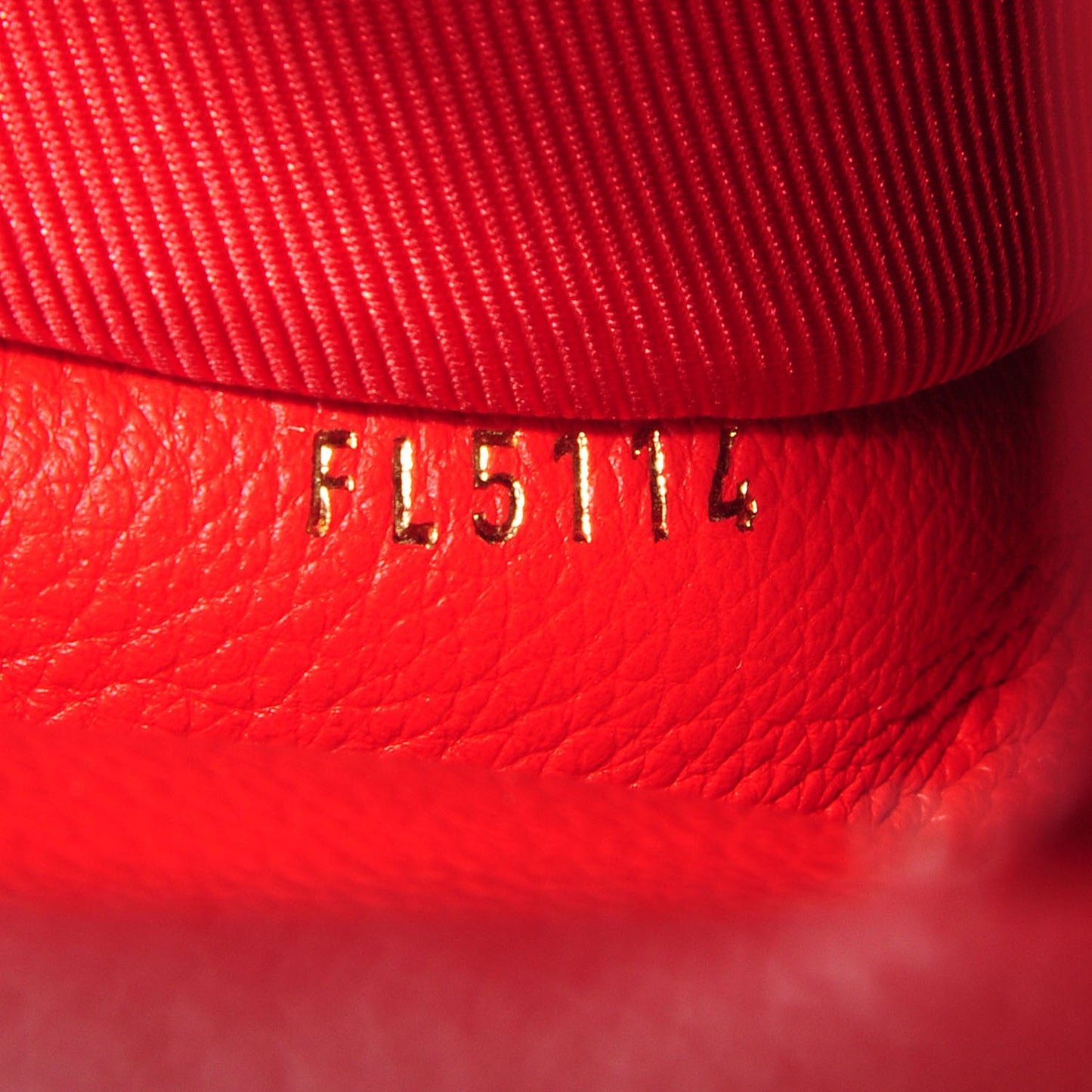 Calfskin Lockme PM Rouge