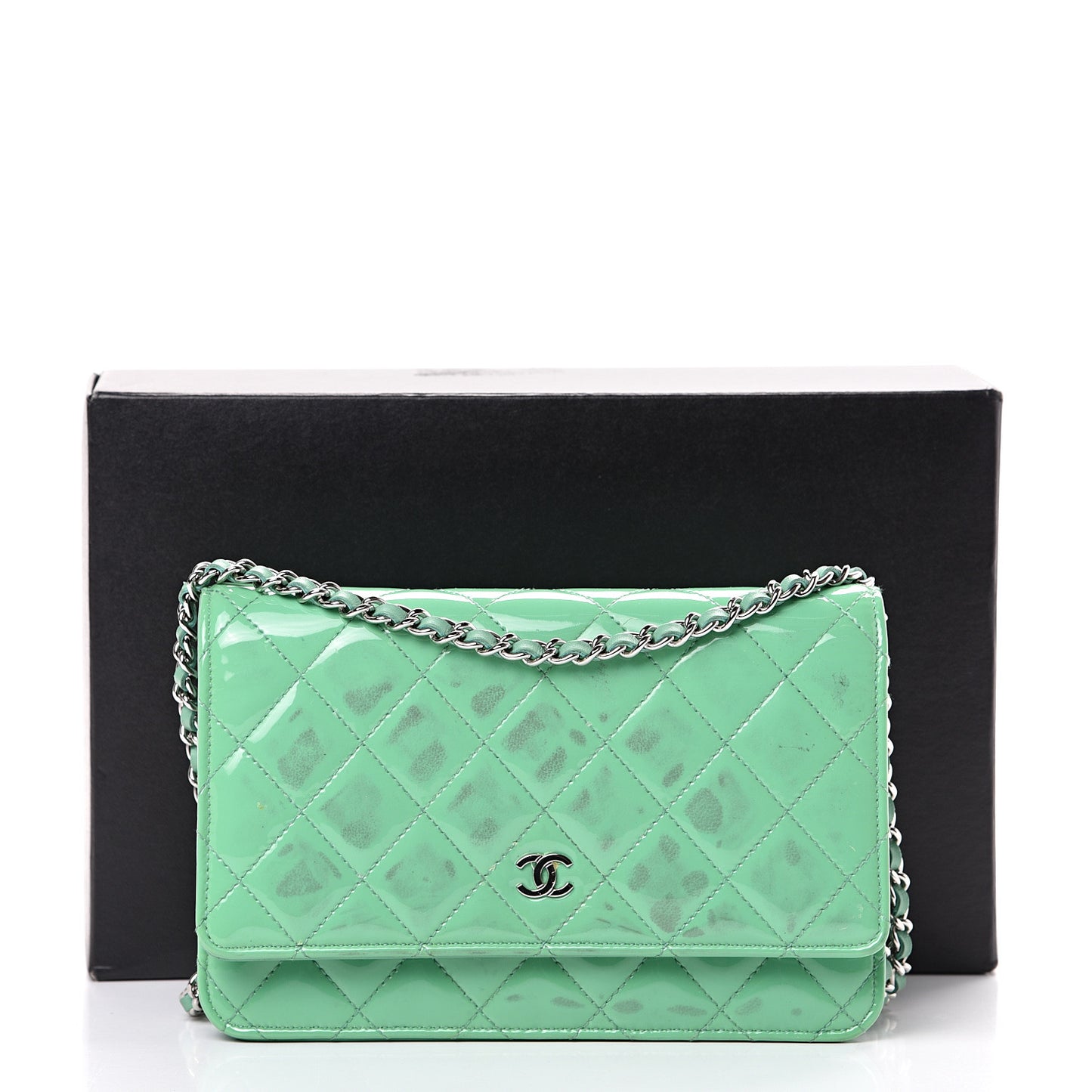 Patent Quilted Wallet On Chain WOC Green