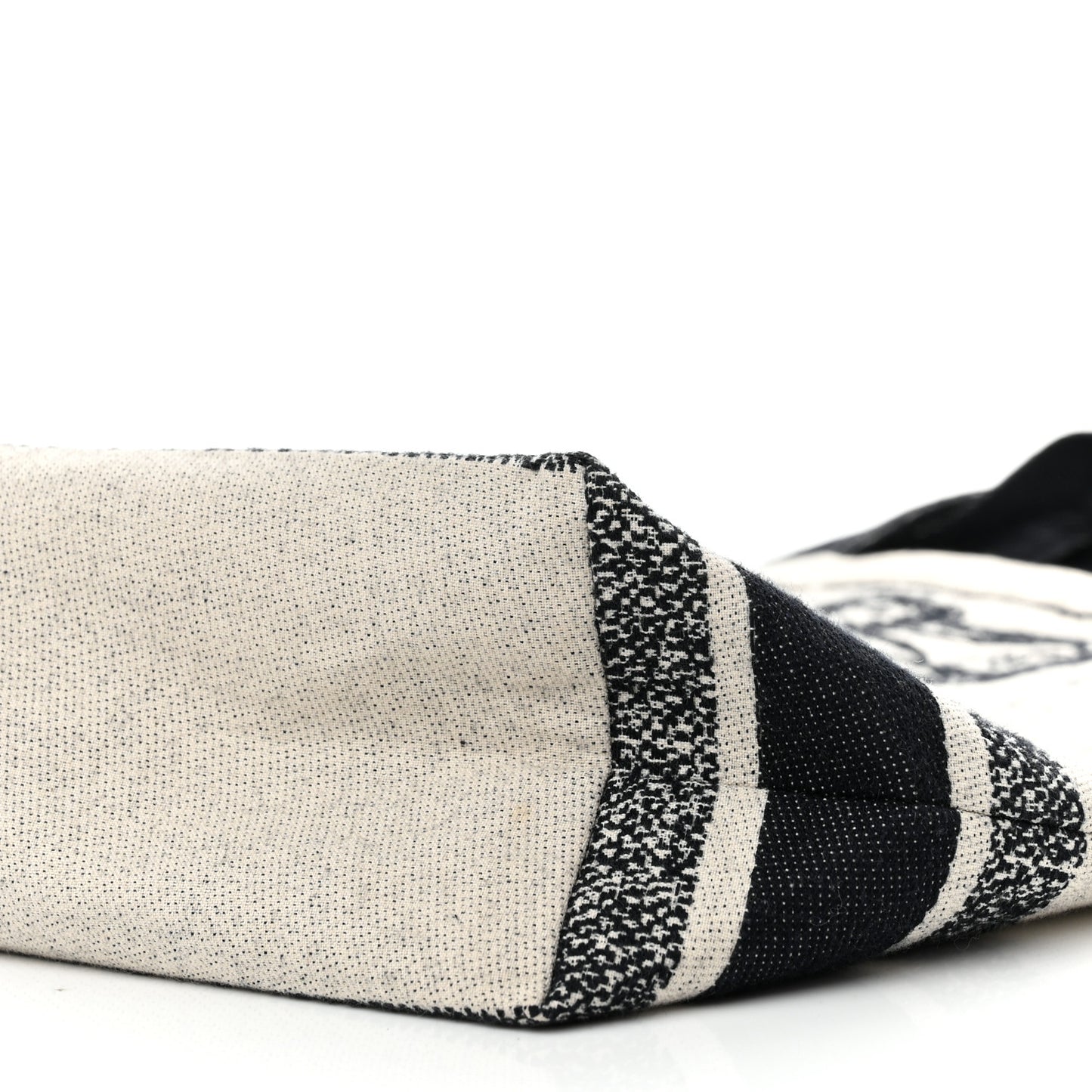 Canvas Print Cruise Tote Ivory Black
