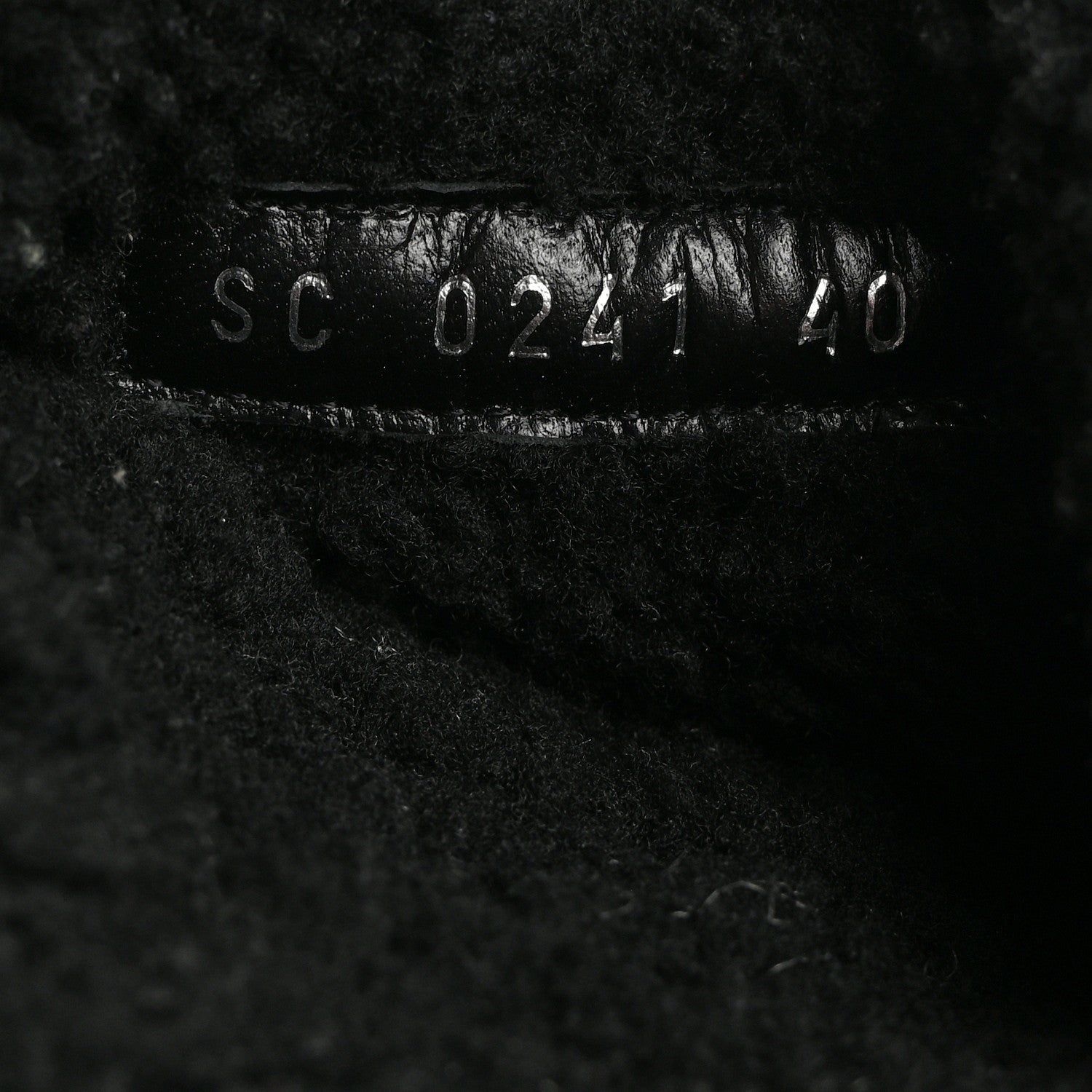 Louis Vuitton Shearling Monogram Giant Paseo Flat Comfort Mule 40 Black 7 of 9