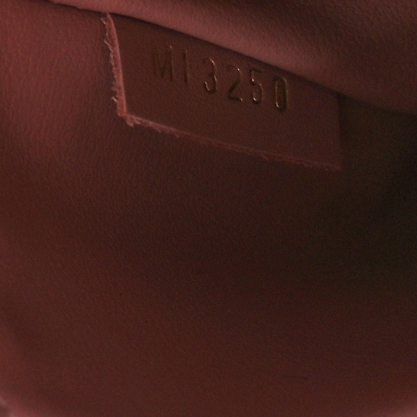 Damier Ebene Croisette Chain Wallet Magnolia