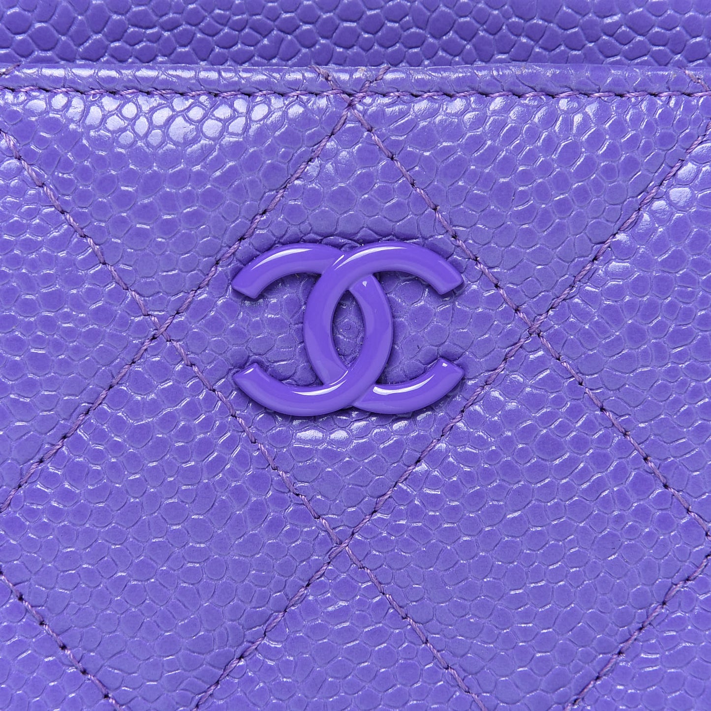 Caviar Quilted Incognito Card Holder Purple