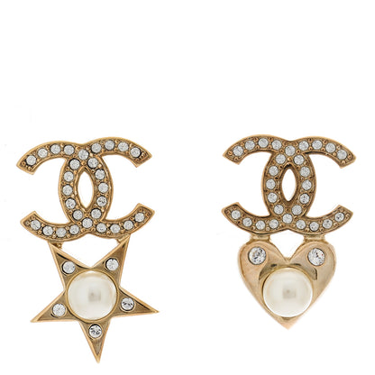 Chanel Crystal Pearl Charming Winter CC Star Heart Earrings Gold 1 of 5