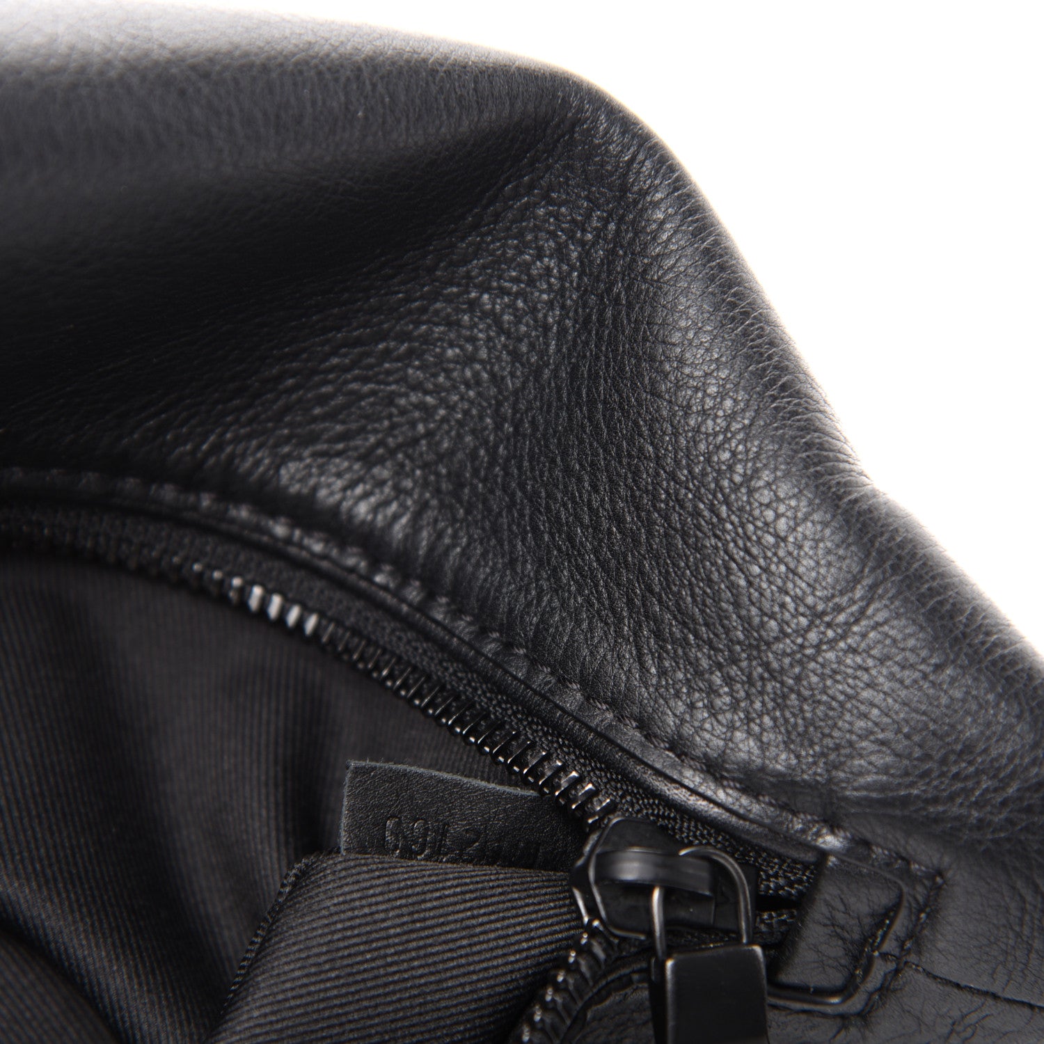 Louis Vuitton Calfskin Monogram Shadow Discovery Bumbag Black 9 of 10