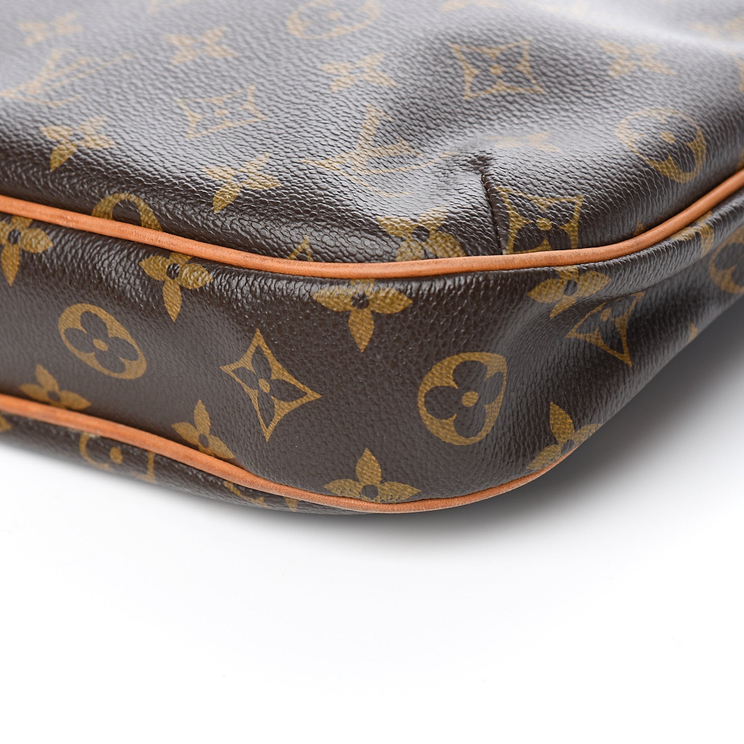 Louis Vuitton Monogram Odeon PM 12 of 15