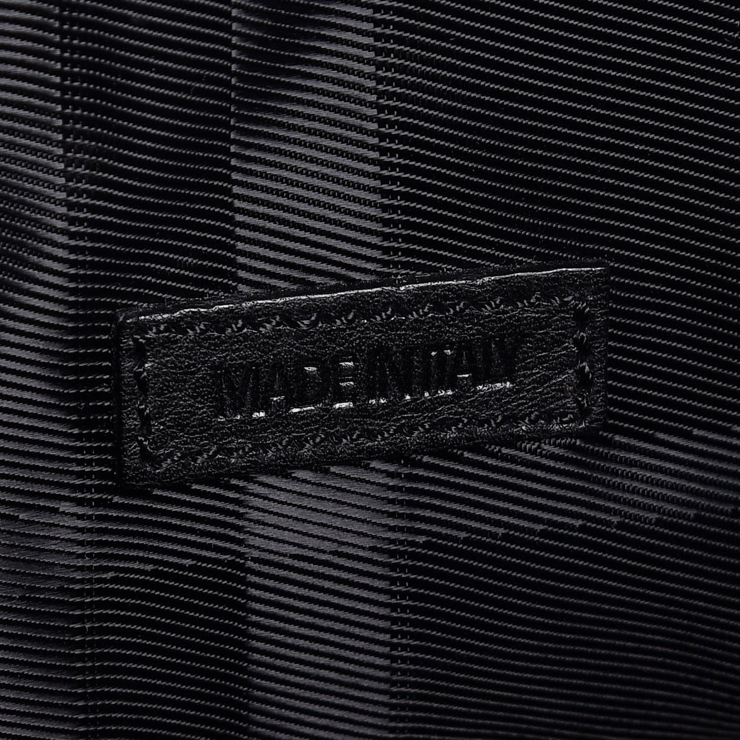 House Check Quilted Large Manor Tote Black