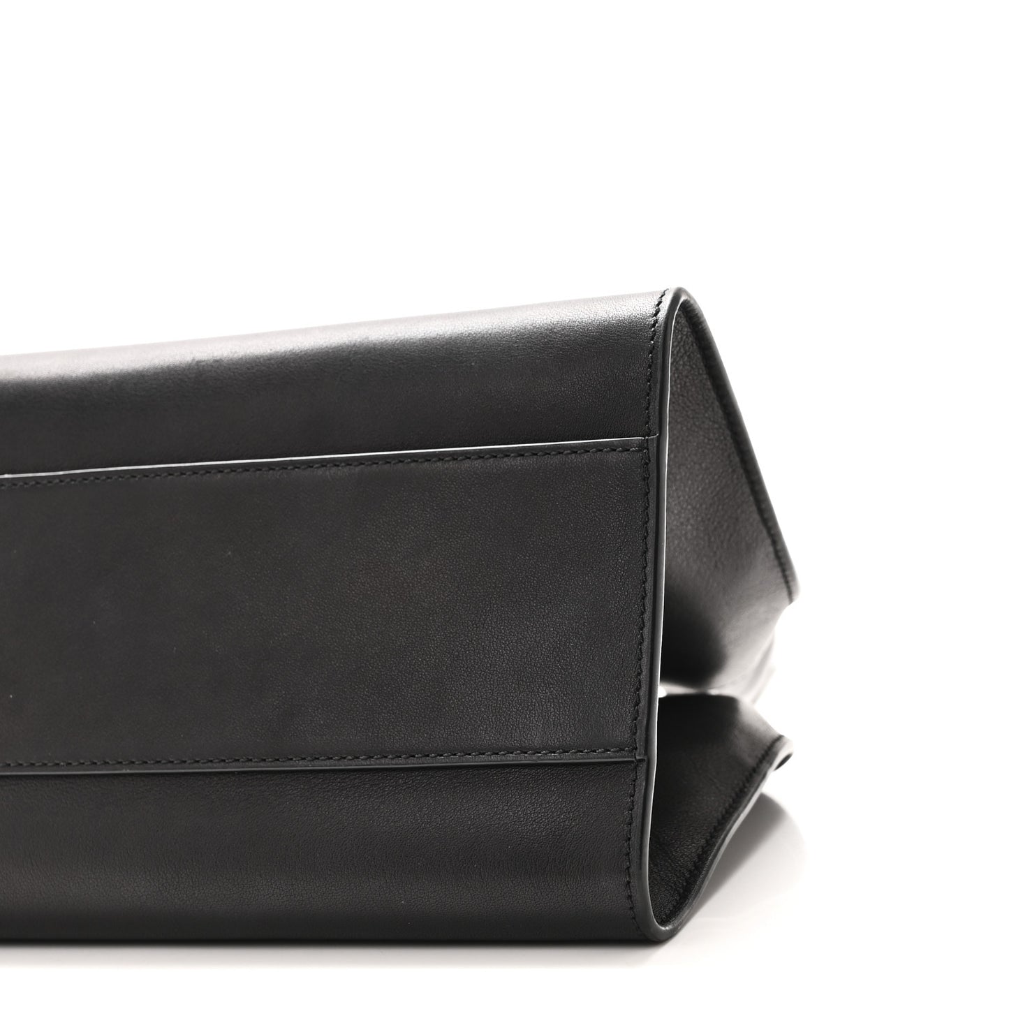 Smooth Calfskin Peggy Bag Black
