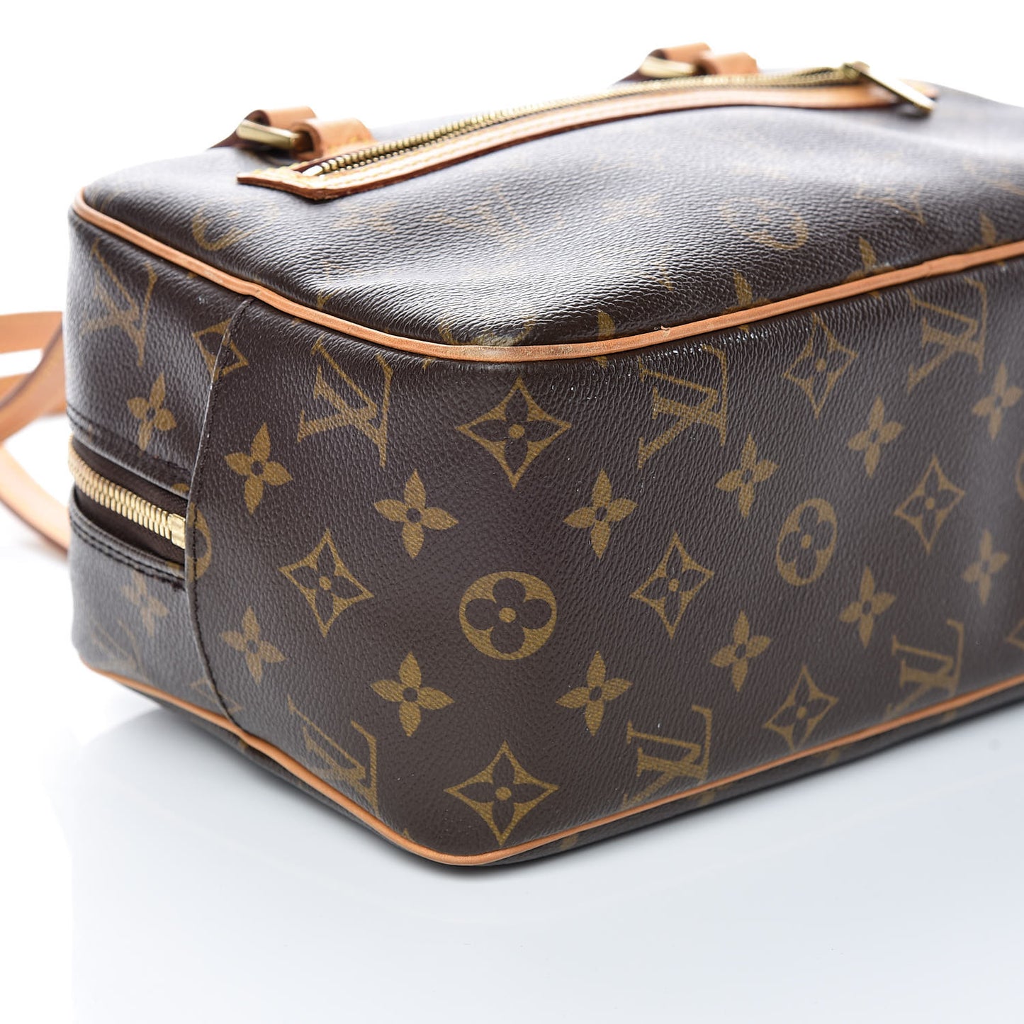 Monogram Cite MM