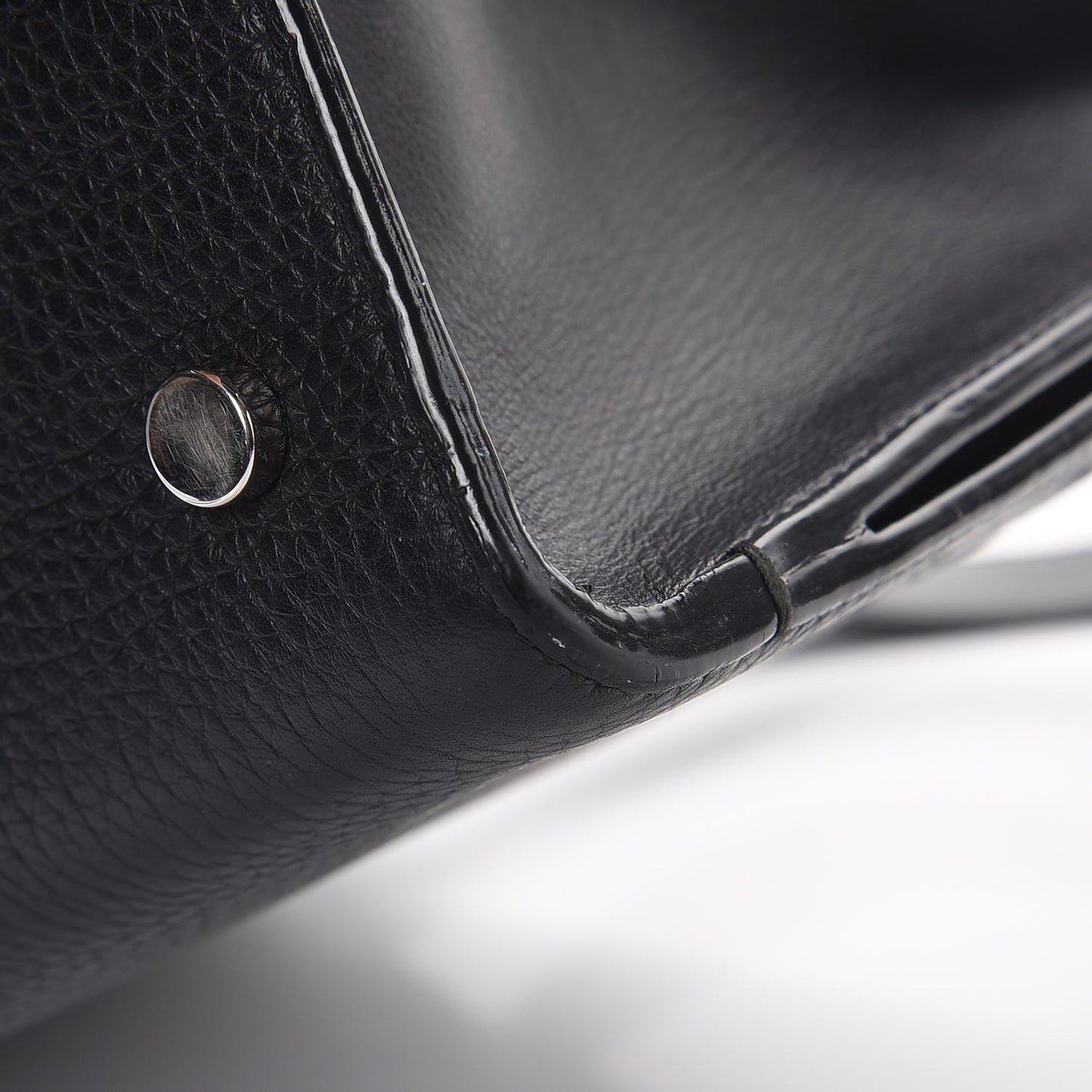 Grained Calfskin Medium Diorever Flap Black