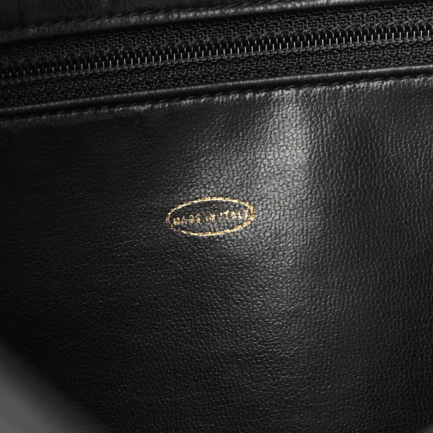 Caviar CC Hobo Black