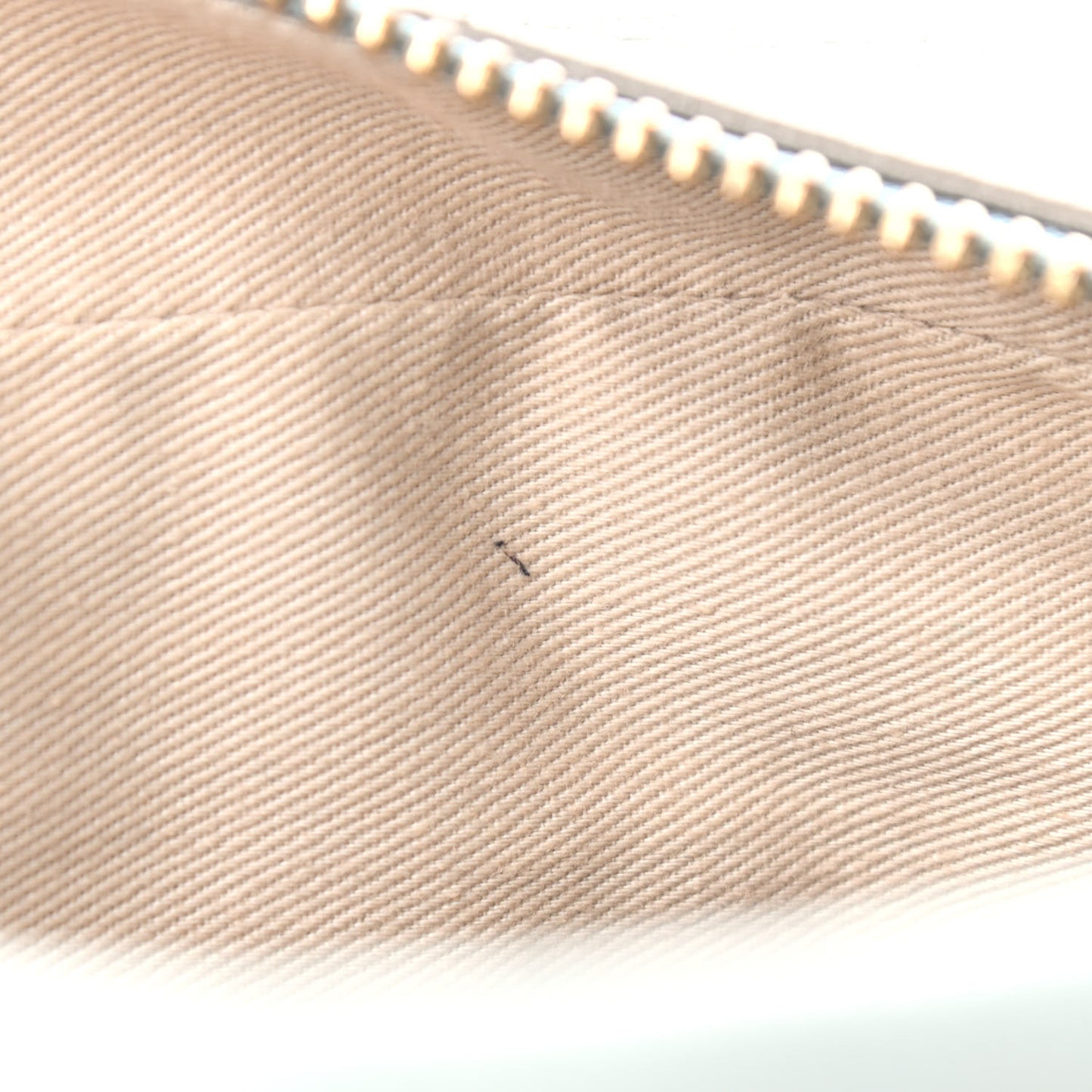 Calfskin Medium Paraty Atoll Blue