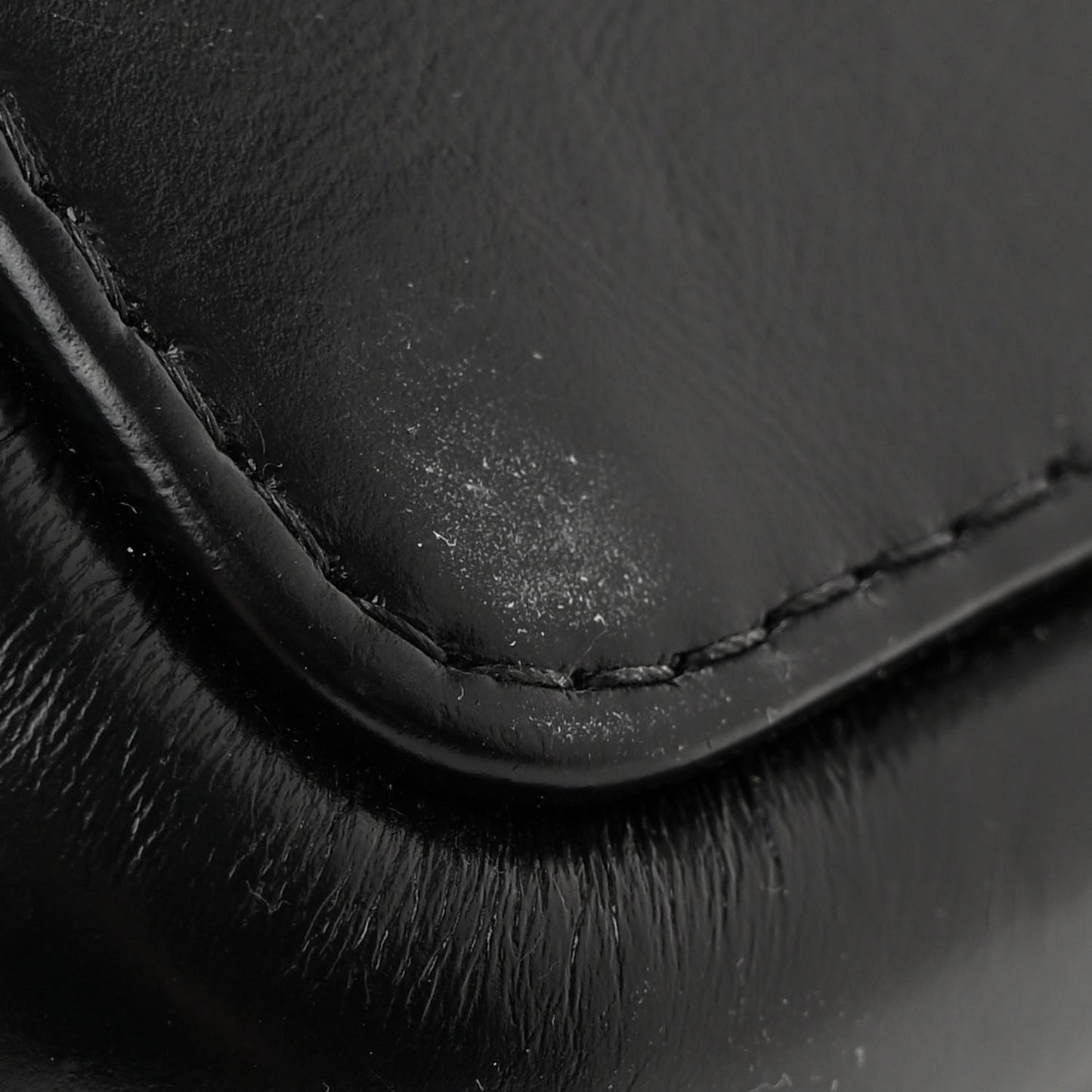 Aged Calfskin Quilted Medium Gabrielle Hobo Black