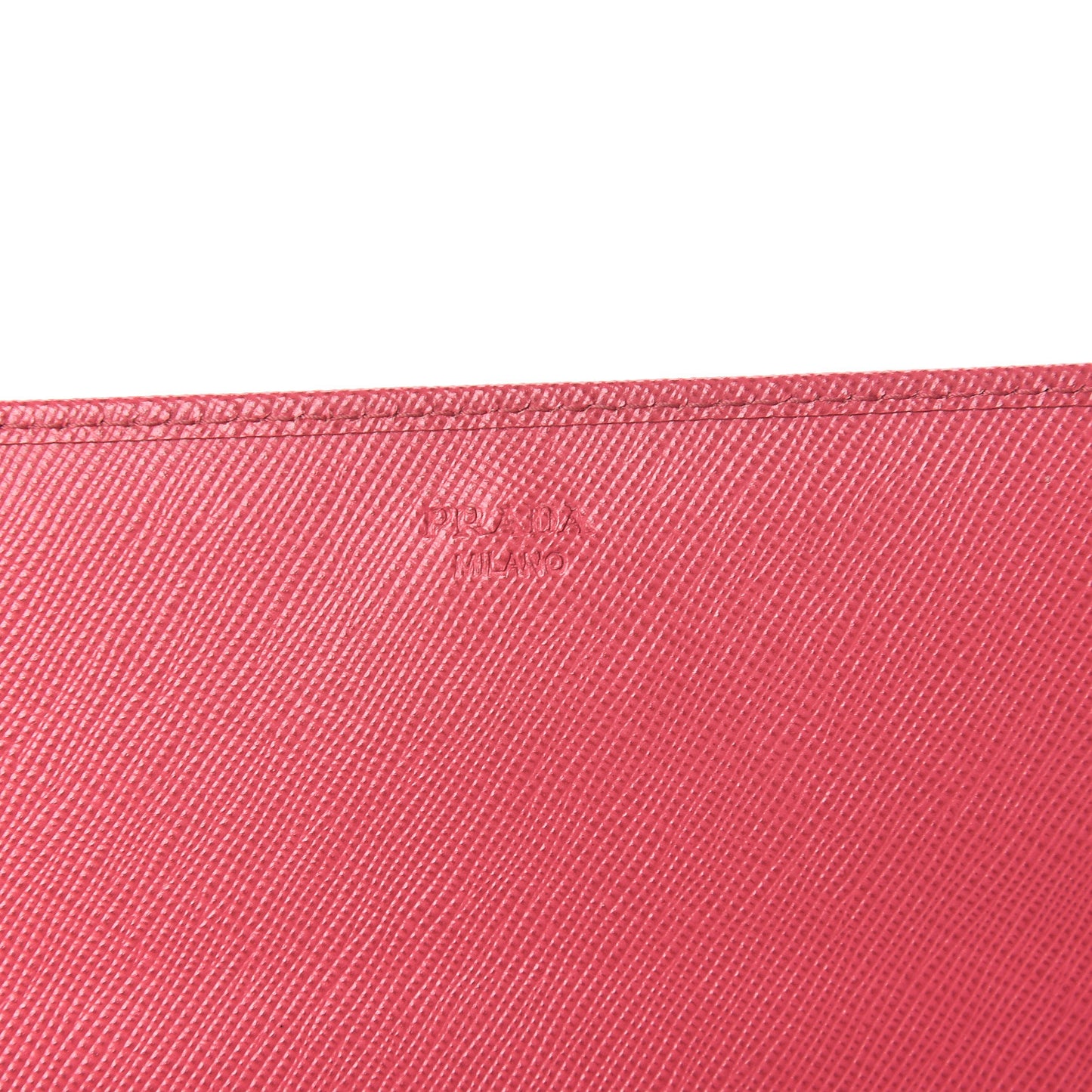 Saffiano Metal Oro Chain Wallet Peonia
