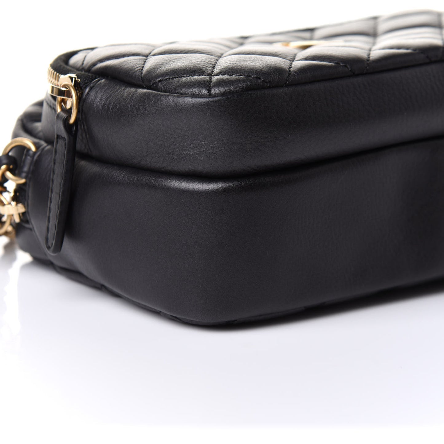 Calfskin Quilted Day Trips Camera Case Black