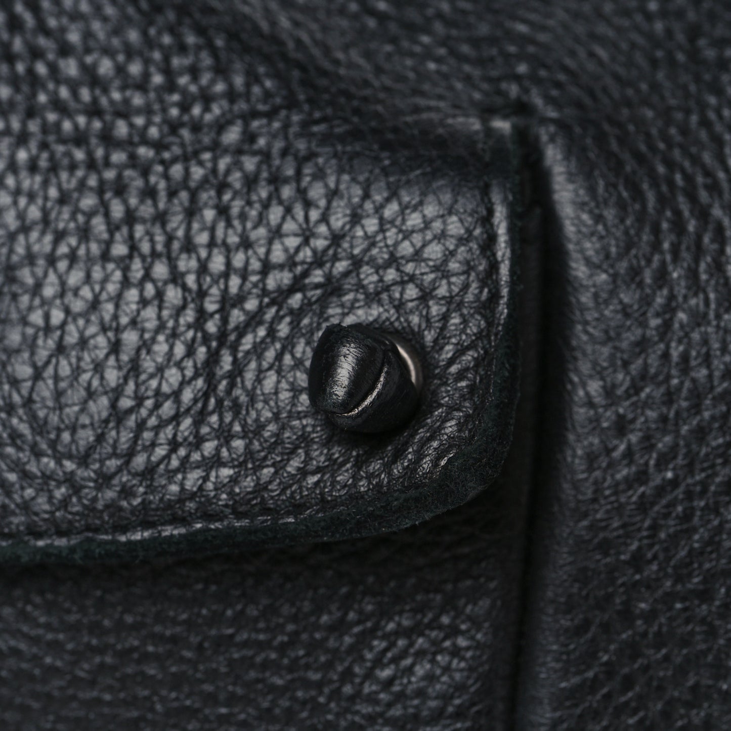 Cervo Iguila Shoulder Bag Black