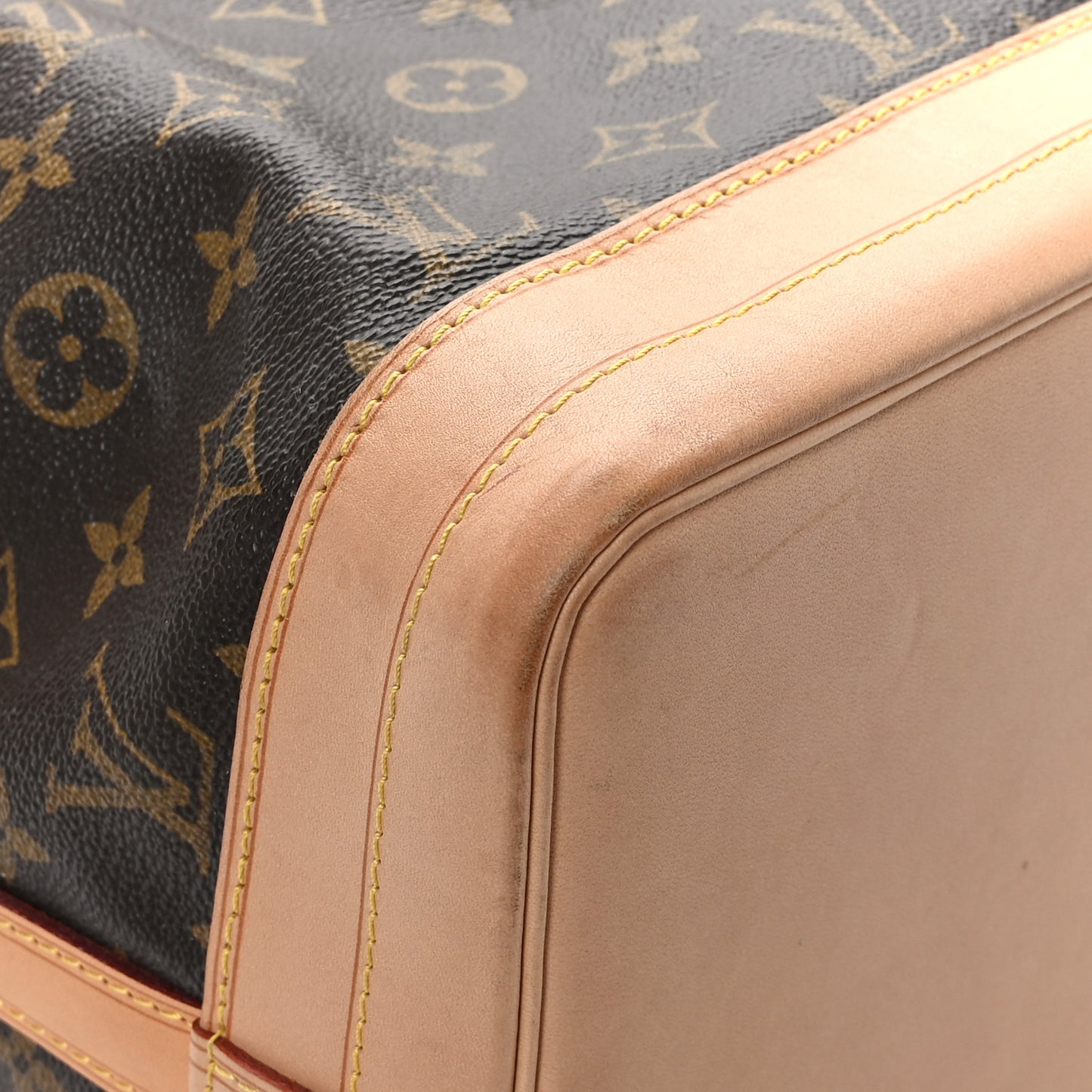 Monogram Noe