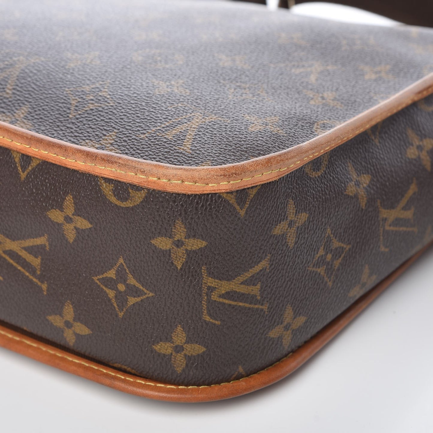 Monogram Bosphore PM Messenger