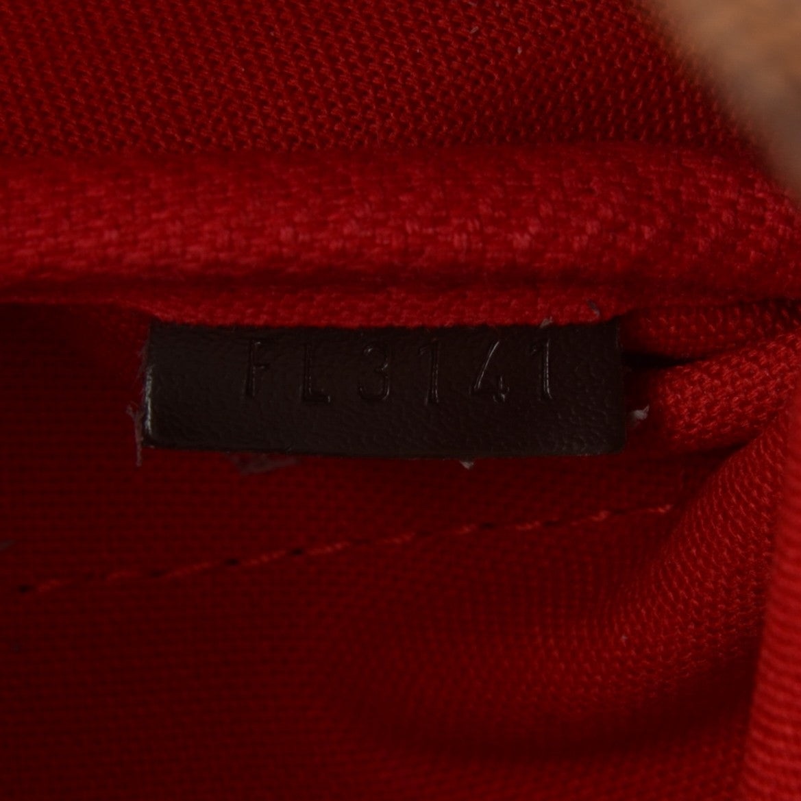 Damier Ebene Rivington GM