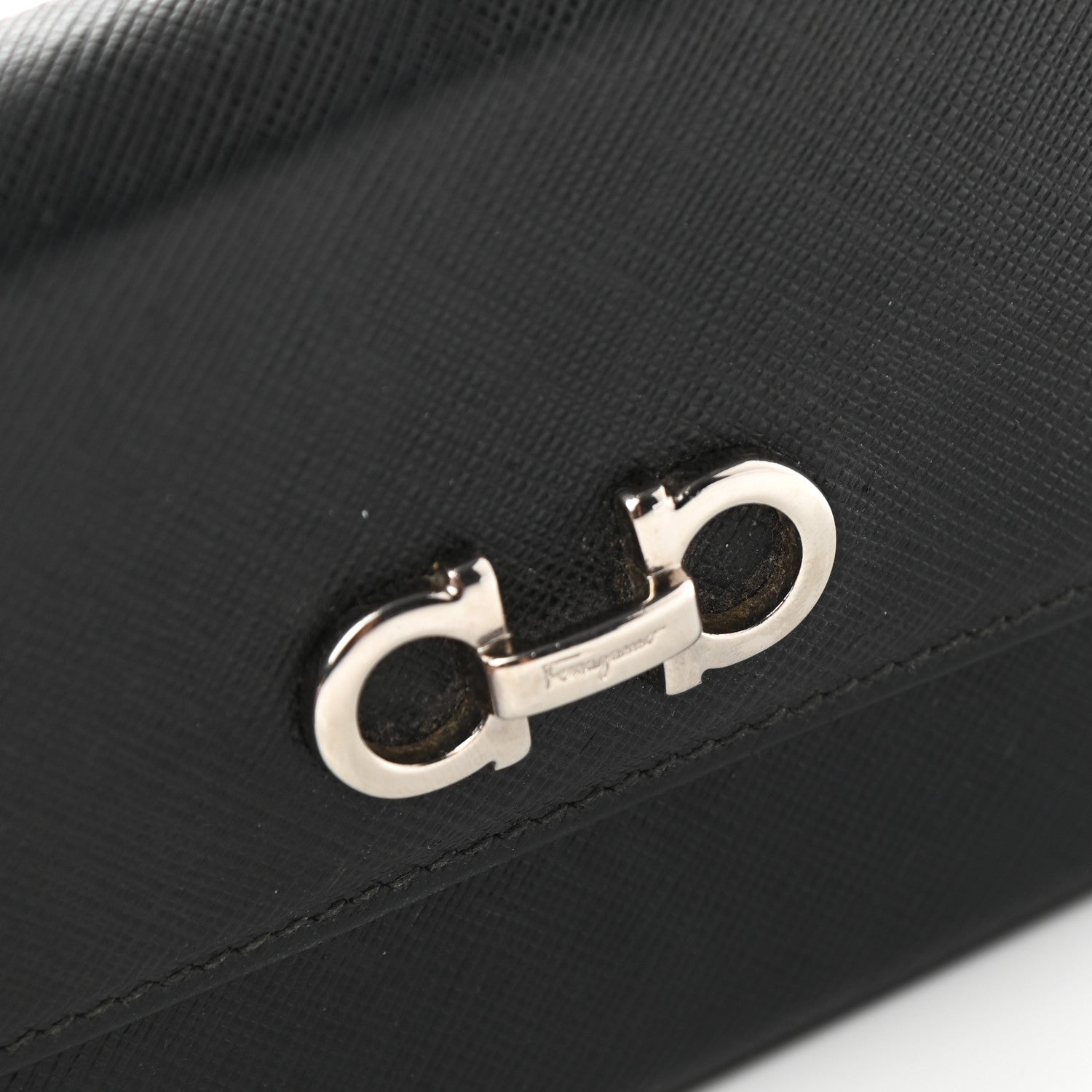Salvatore Ferragamo Grained Calfskin Wallet Black 8 of 8