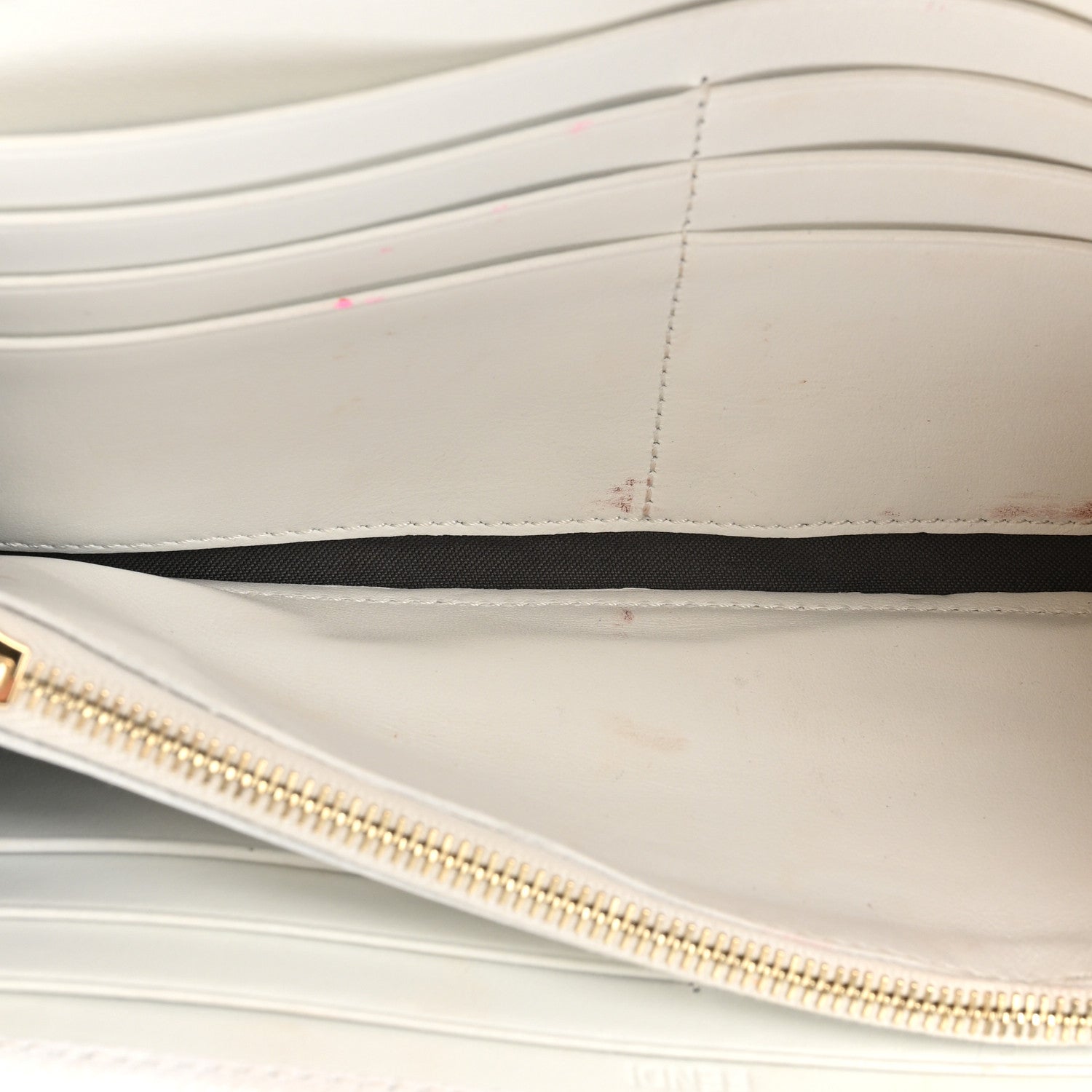 Fendi Vitello Cruise F is Fendi Continental Envelope Wallet on Chain Bianco 8 of 20