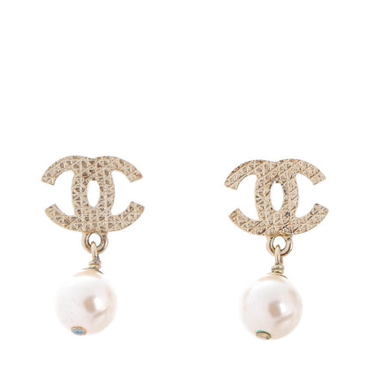 Chanel Pearl CC Drop Earrings Gold 1 of 5
