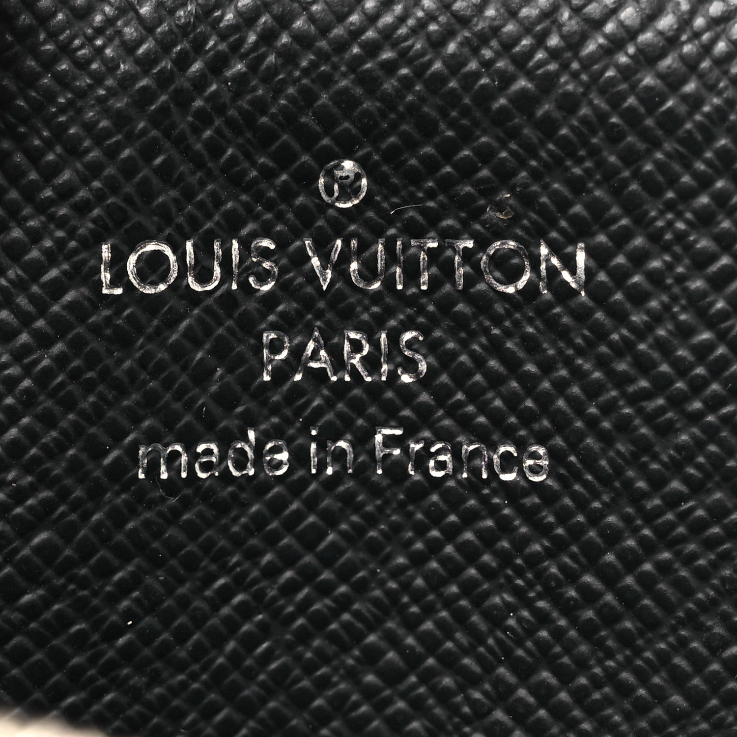 Louis Vuitton Damier Graphite 4 Key Holder 7 of 10