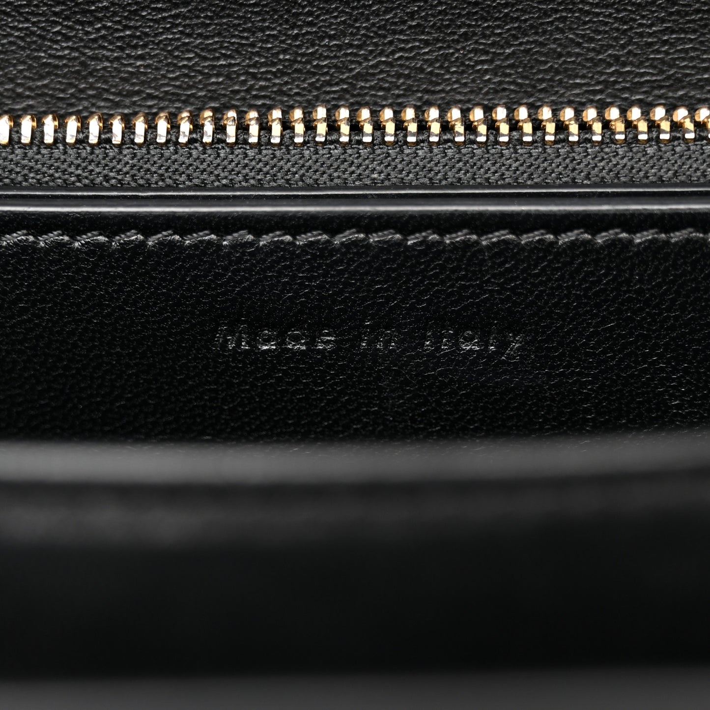 Box Calfskin Medium Classic Box Flap Bag Black