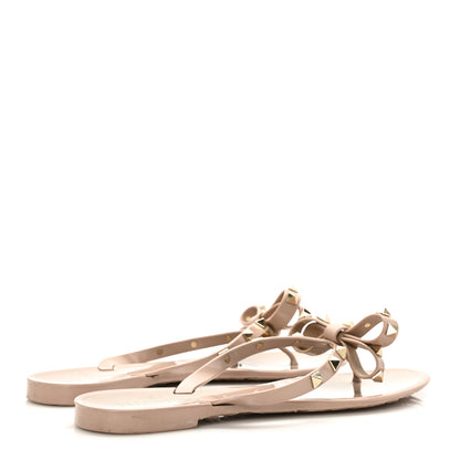 Valentino Garavani PVC Jelly Rockstud Bow Thong Sandals 39 Poudre 4 of 7