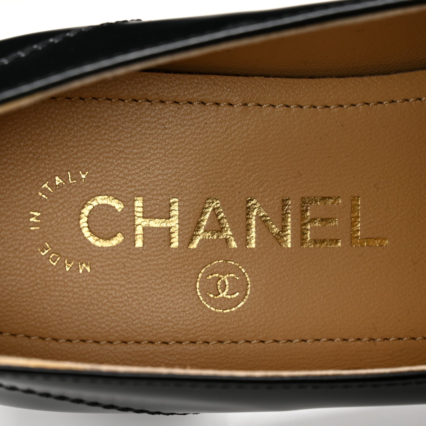 Shiny Calfskin Logo Loafers 37 Black