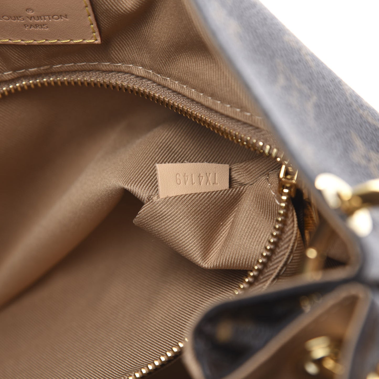 Monogram Graceful PM