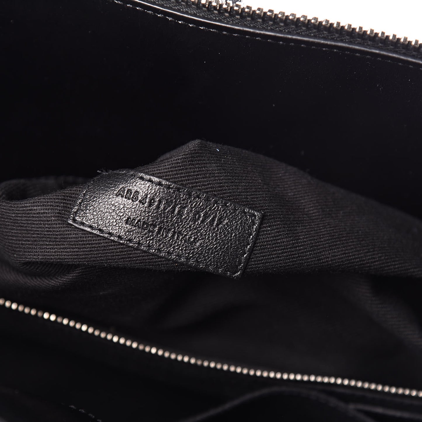 Cracked Shiny Calfskin Souple 36H Sac De Jour Duffle Black
