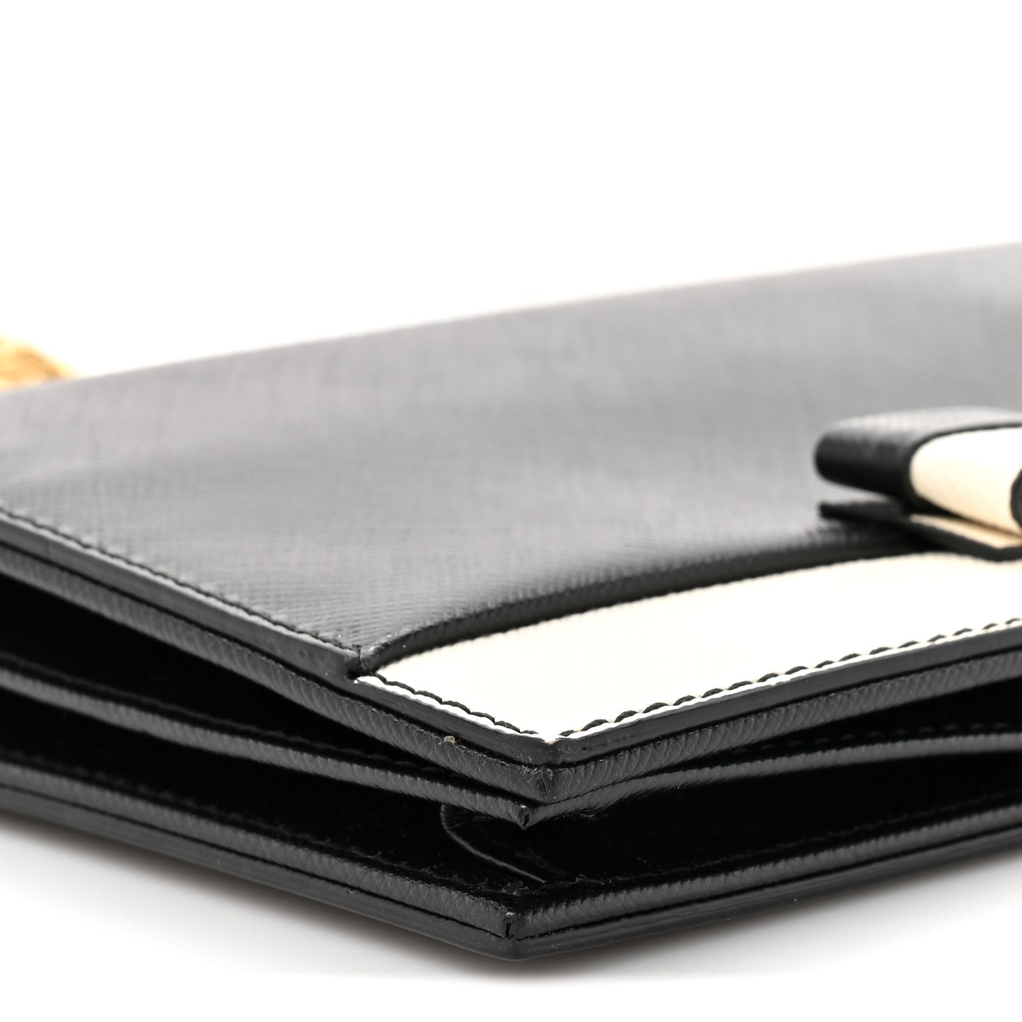 Hammered Calfskin Vara Bow Chain Wallet Black White