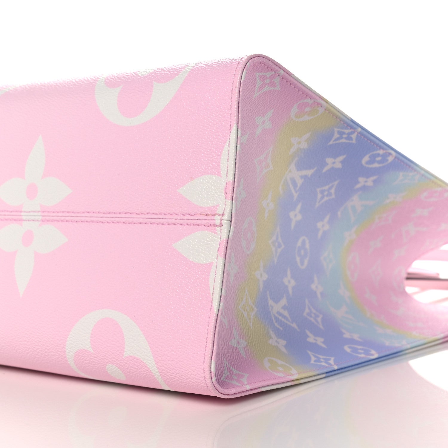 Louis Vuitton Monogram Escale Onthego GM Pastel 10 of 11