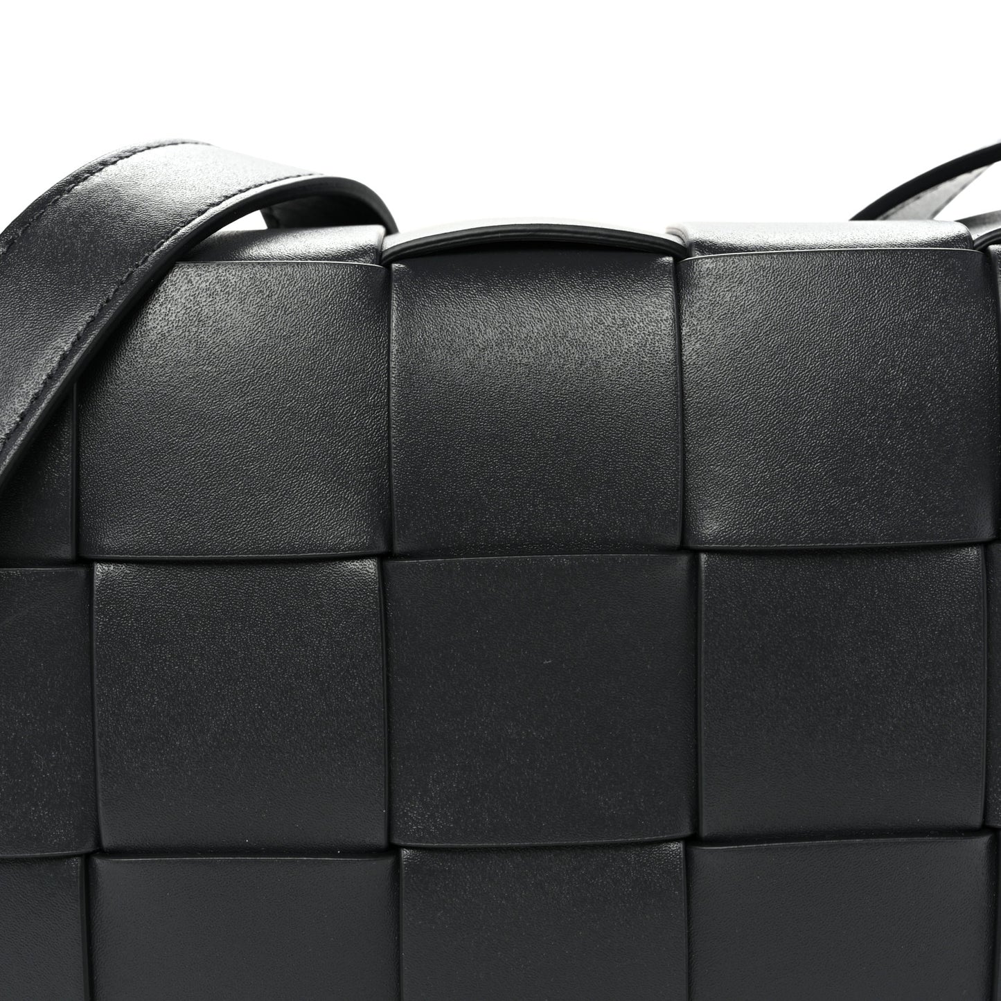 Lambskin Maxi Intreccio Small Cassette Crossbody Bag Ardoise Glacier