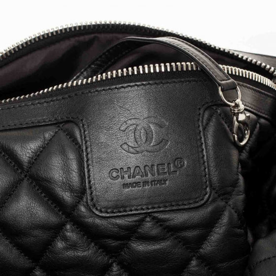 Lambskin Quilted Medium Coco Cocoon Reversible Tote Black