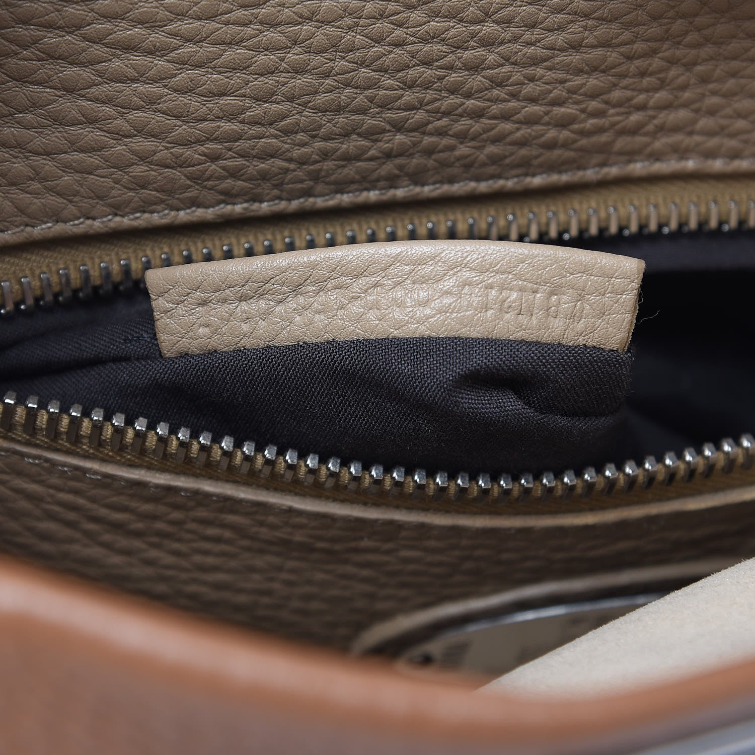 Fendi Cuoio Romano Selleria Bi-Color Large Peekaboo Iconic Satchel Mou Deserto 9 of 13
