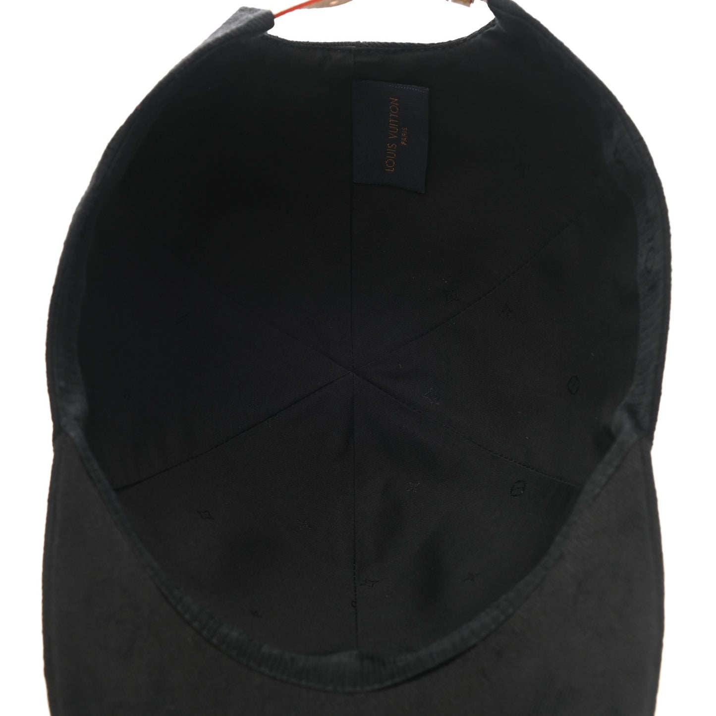 Monogram Essential Cap M Black
