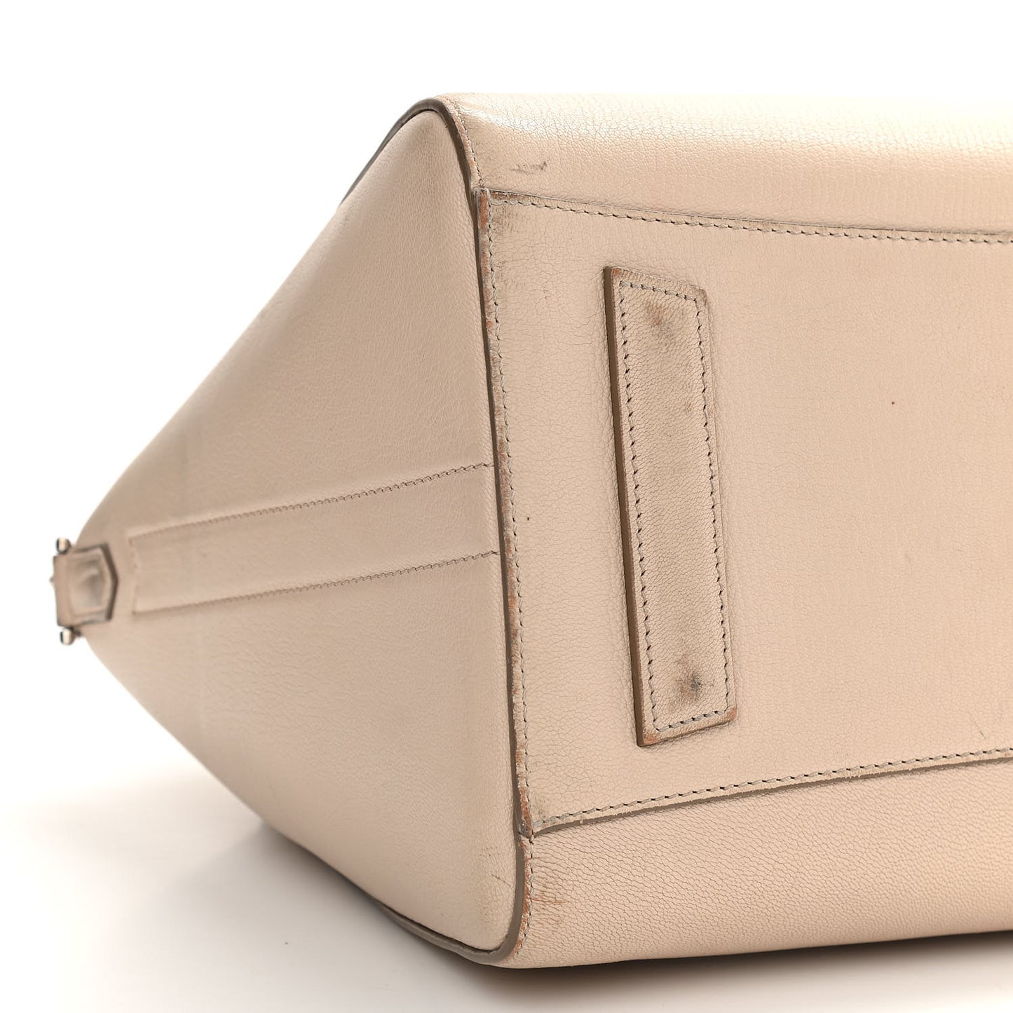 Sugar Goatskin Medium Antigona Nude