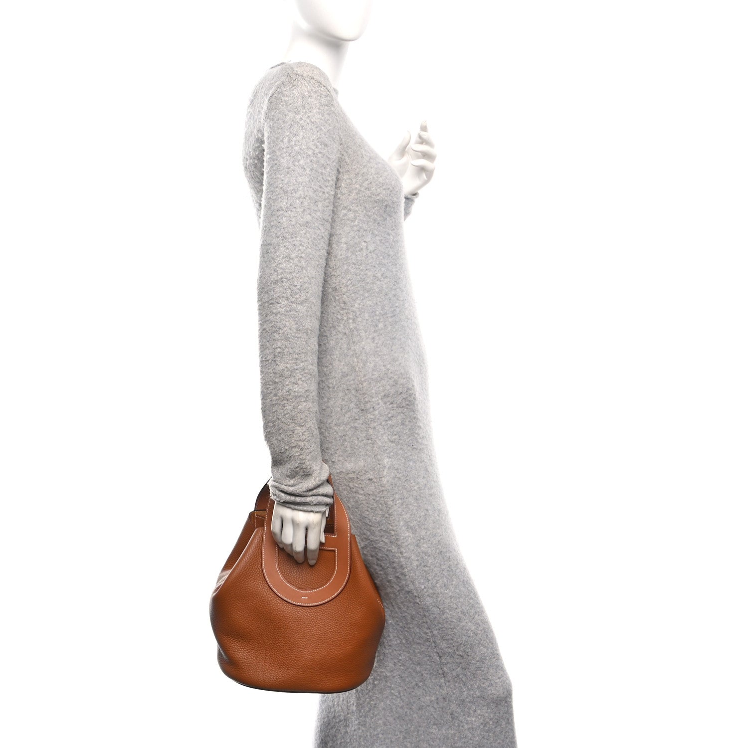Hermes Taurillon Clemence Swift In-The-Loop 23 Bag Gold 2 of 12