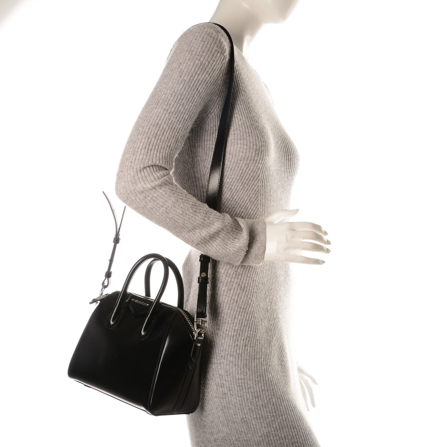 Shiny Lord Calfskin Mini Antigona Black