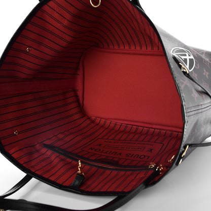 Louis Vuitton Monogram World Tour Neverfull MM 5 of 10