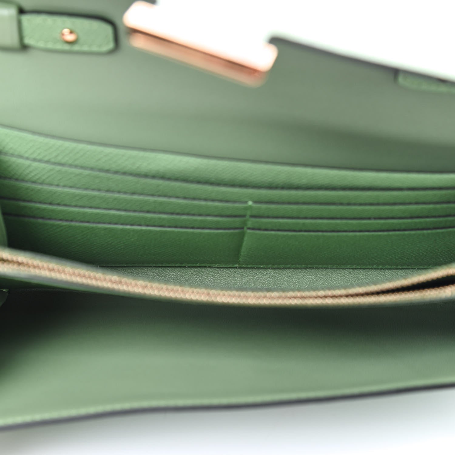 Hermes Epsom Alligator Lizard Constance Wallet To Go Vert Criquet Cactus Beige Sable Ombre 4 of 8