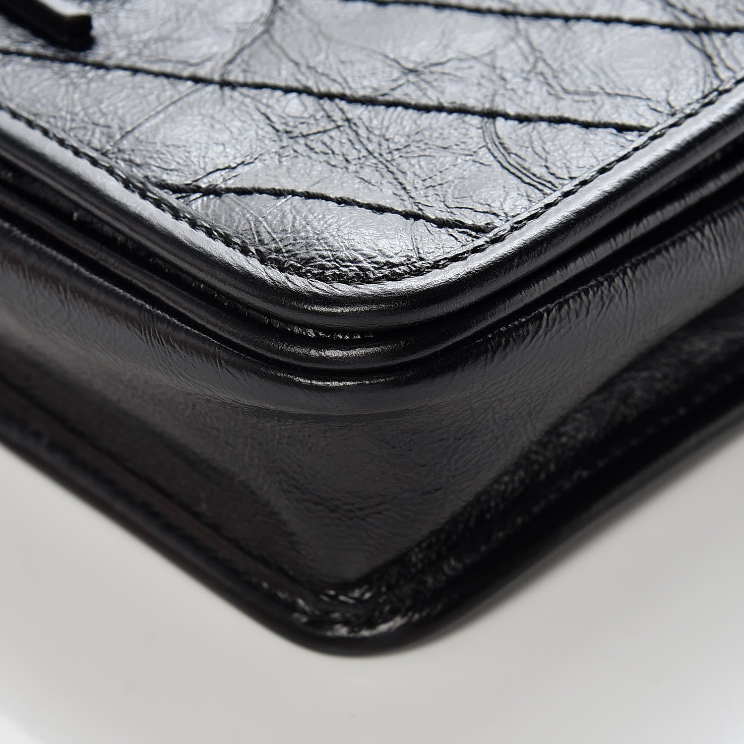 Saint Laurent Crinkled Calfskin Matelasse Monogram Niki Chain Wallet Black 6 of 9