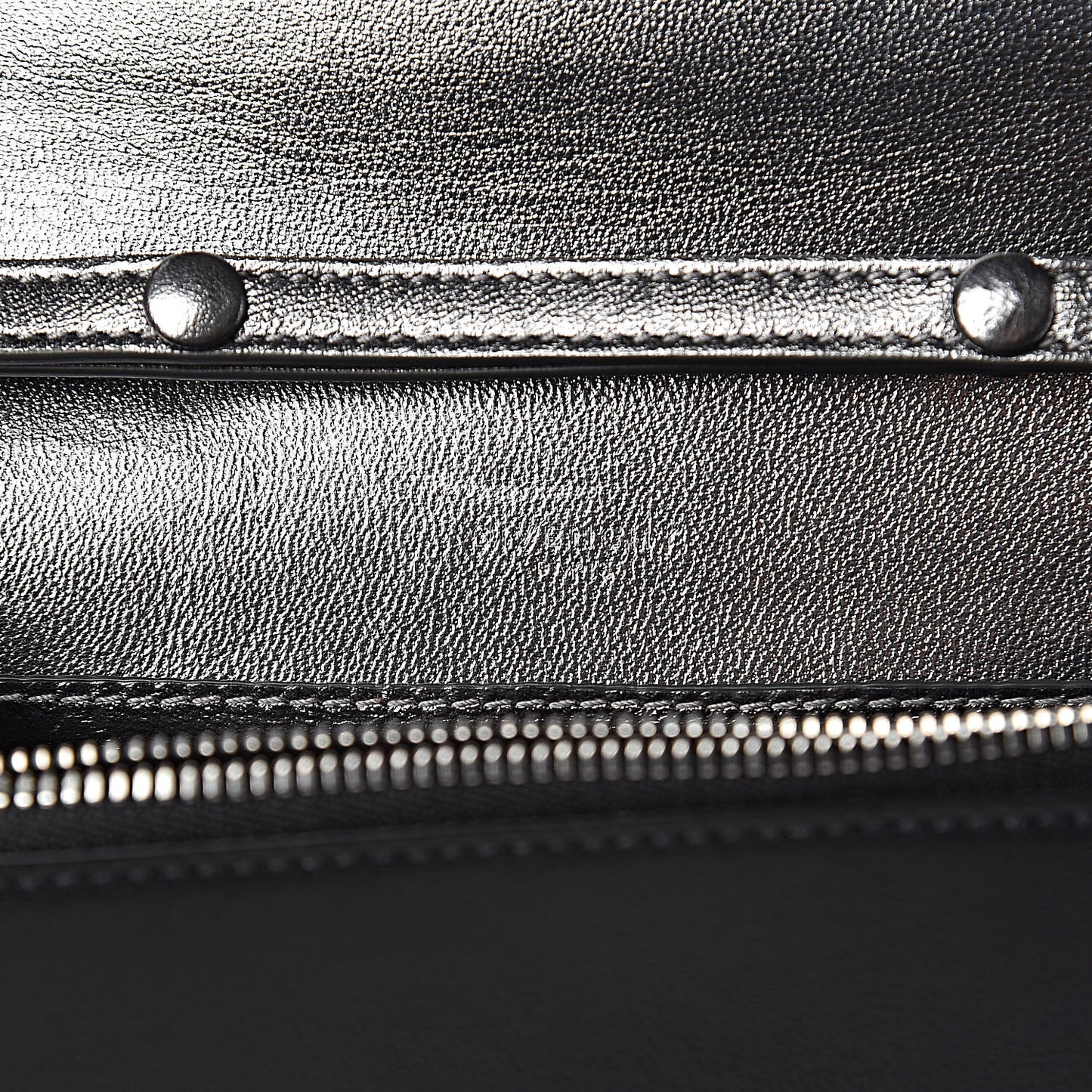 Lambskin Emblem Chain Wallet Black